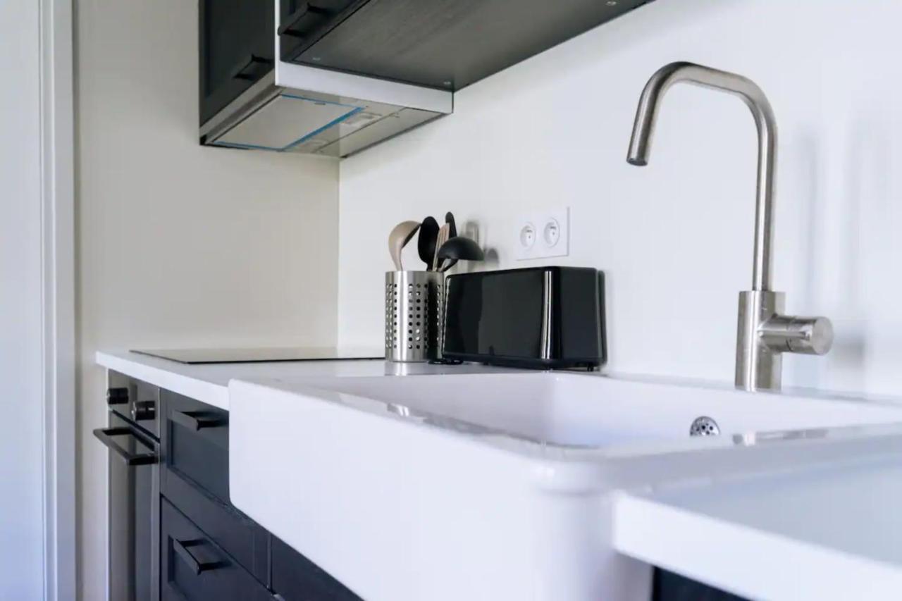 Stylish 2 Bedroom Apartment In Paris Bagian luar foto