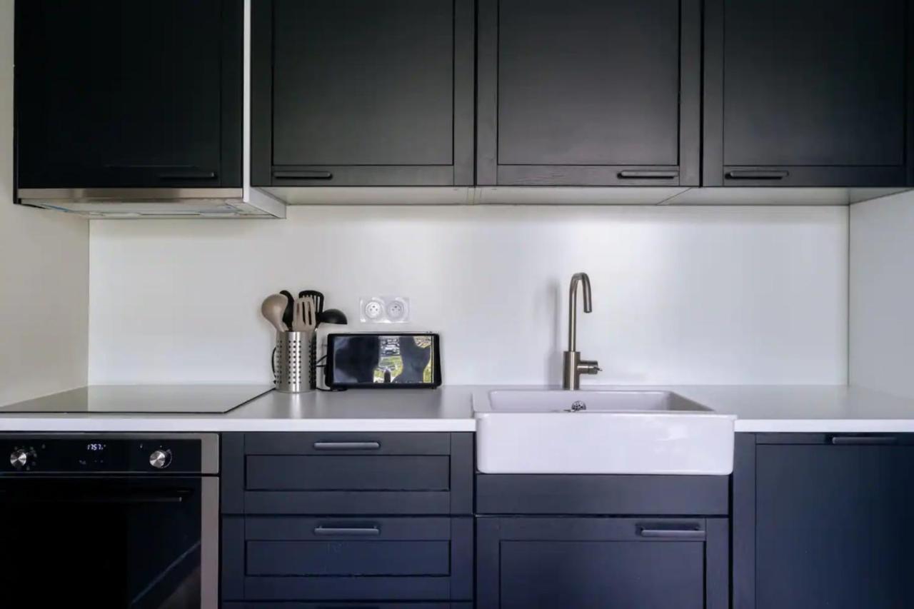 Stylish 2 Bedroom Apartment In Paris Bagian luar foto